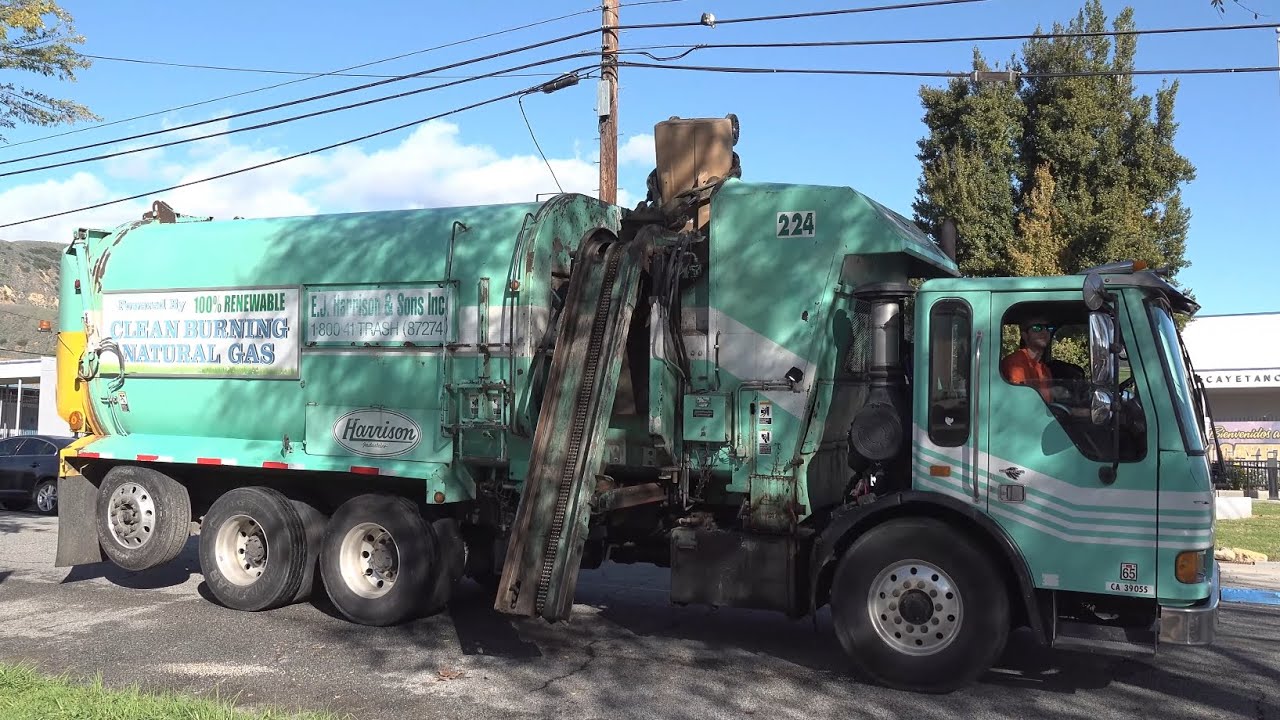 EJ Harrison & Sons Loud Revving LNG Condor Amrep Elliptical ASL Garbage Truck 