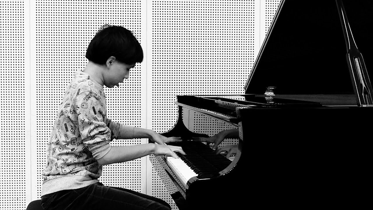 Schumann, Fantasiestücke Op. 12, No.2 “Aufschwung” – Mathys le 22/12/2018