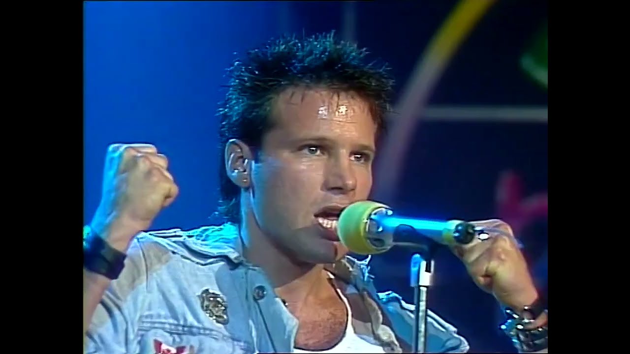 Corey Hart - Never Surrender (1985 live HD)