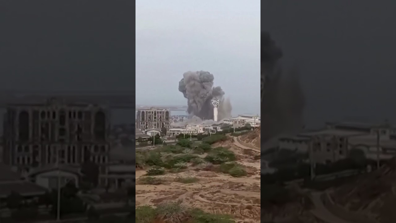 US Launches New Strikes on Iran as Tehran Fires Missiles Across Middle East #shorts