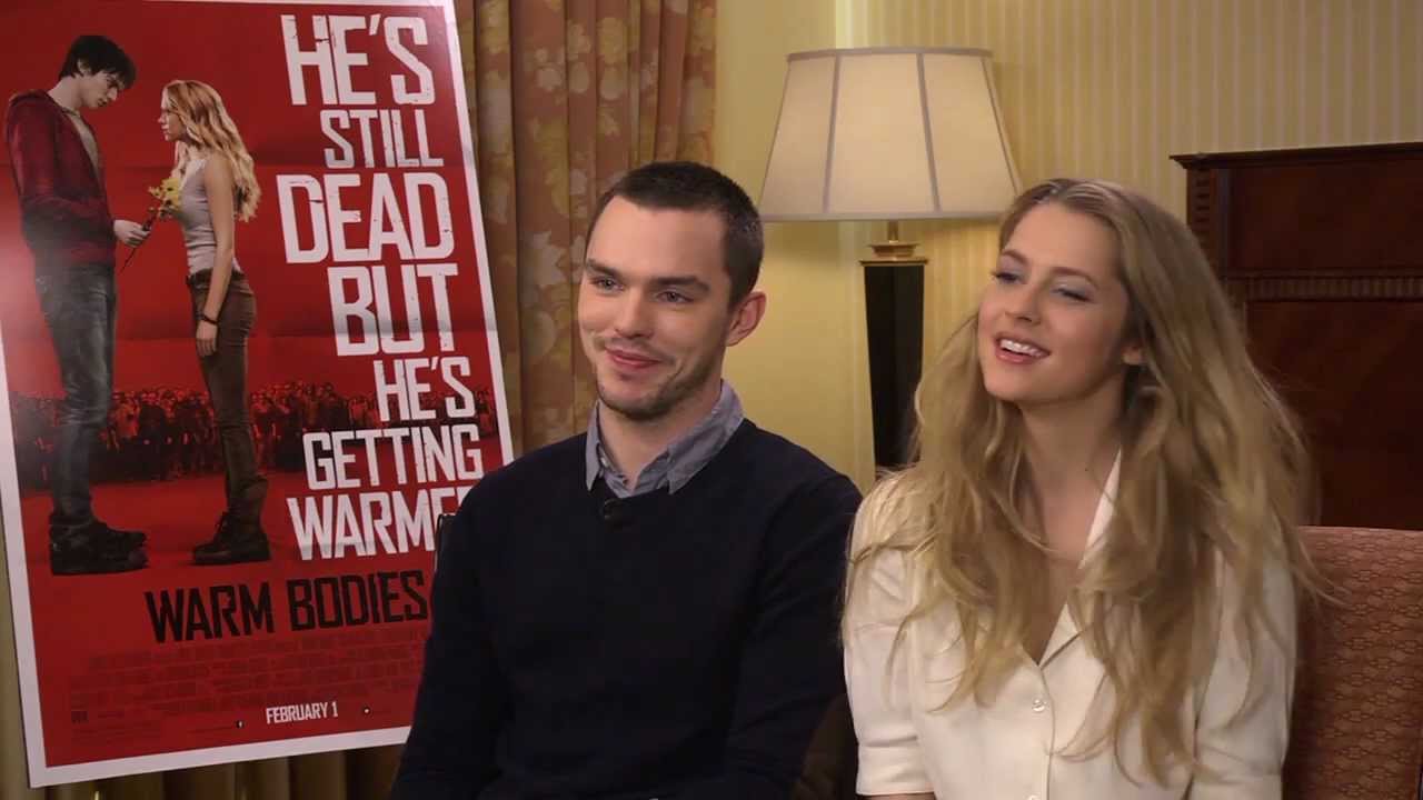 Cinemark Interviews Nicholas Hoult & Teresa Palmer for Warm Bodies