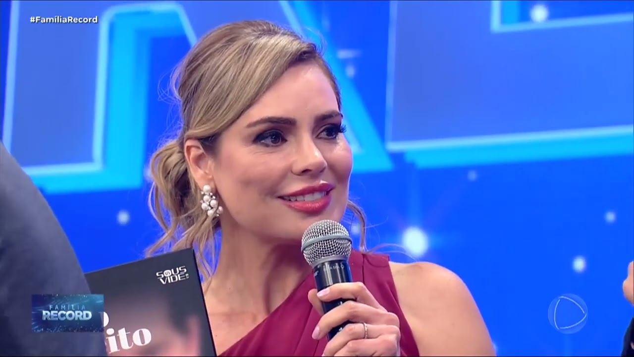 FAMÍLIA RECORD: Rachel Sheherazade tira Tom Cavalcante e dispara ‘Pedaço de mau caminho’