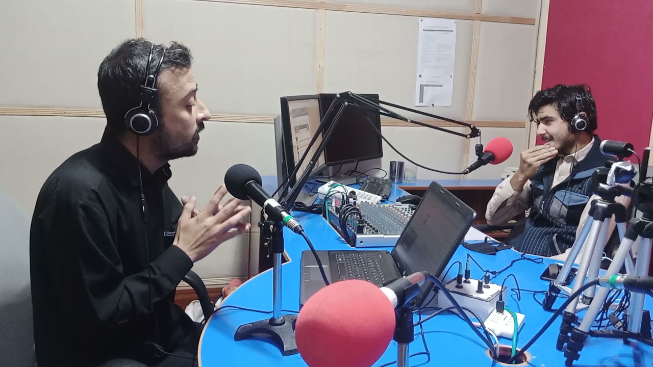 Fawad Safi Aw Junaid Khan During Prog Da Nan Khabar aw Akhbar