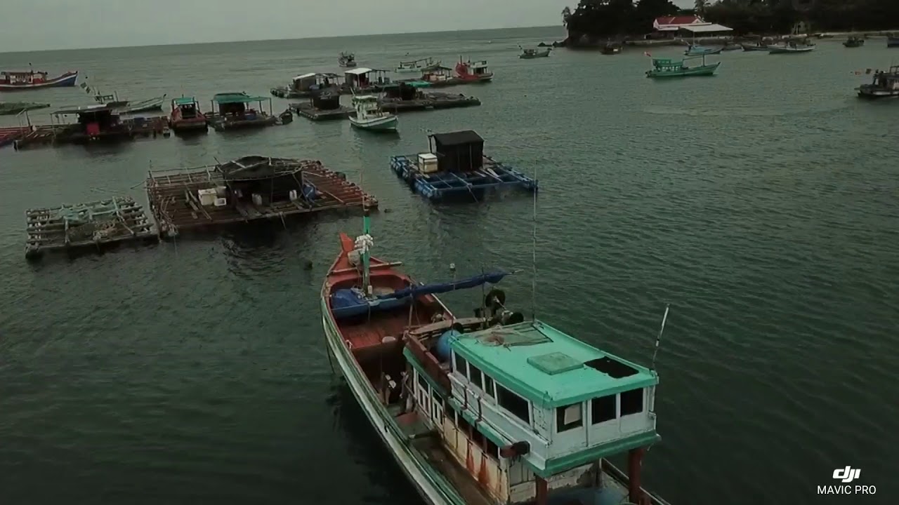 Drone flight over the Island of Hon Mau,  Vietnam