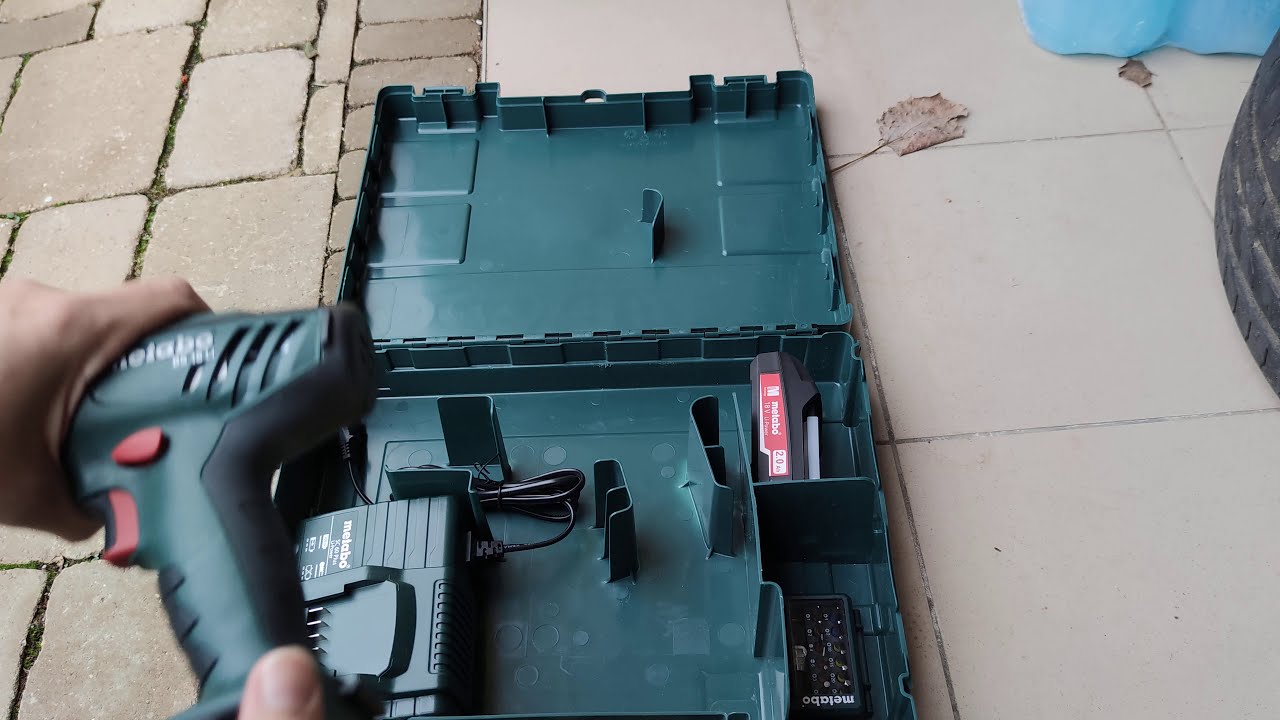 Unpacking / unboxing  cordless drill / screwdriver METABO BS 18  Li SET 602116510