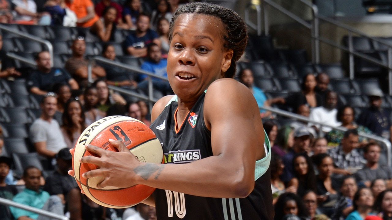 Epiphanny Prince Erupts for 30!
