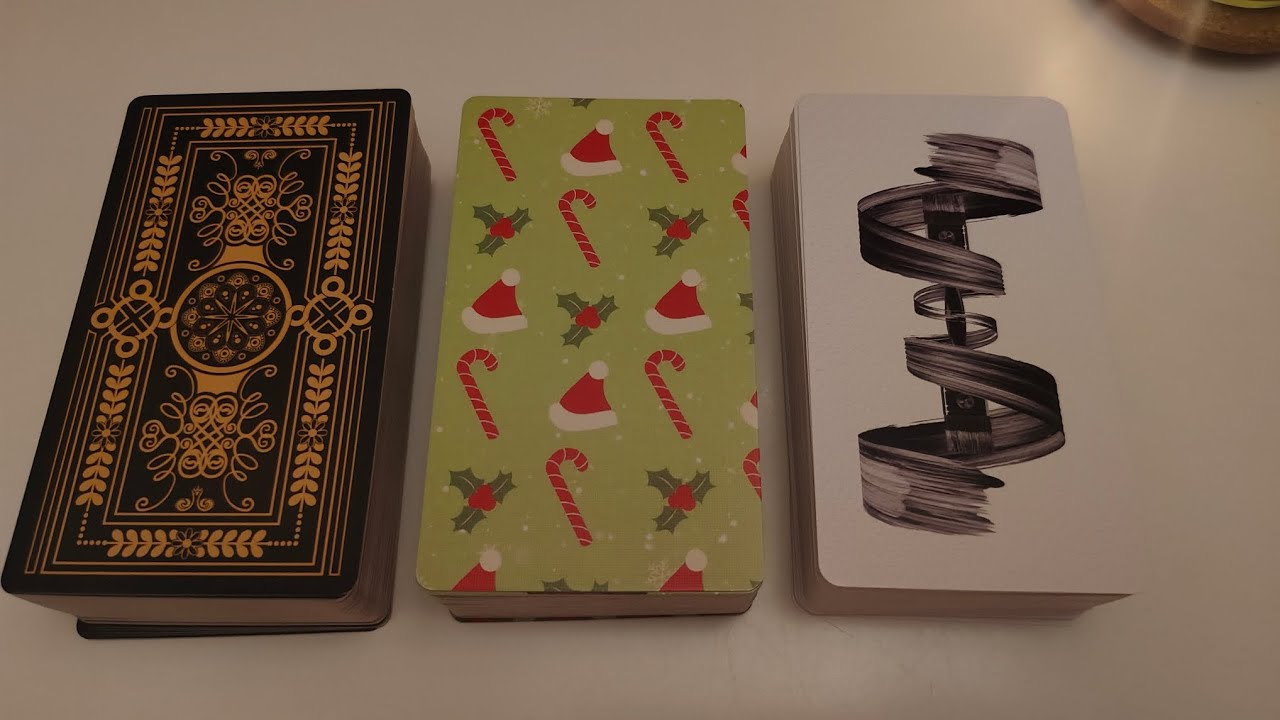 Pick a deck : ใครจะมาหวั่นไหวกับคุณในเรื่องความรัก 🤍🔮🫶🌻