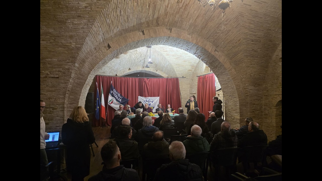 Interviste agli esponenti del centrodestra a margine della convention dell'8 marzo 2026