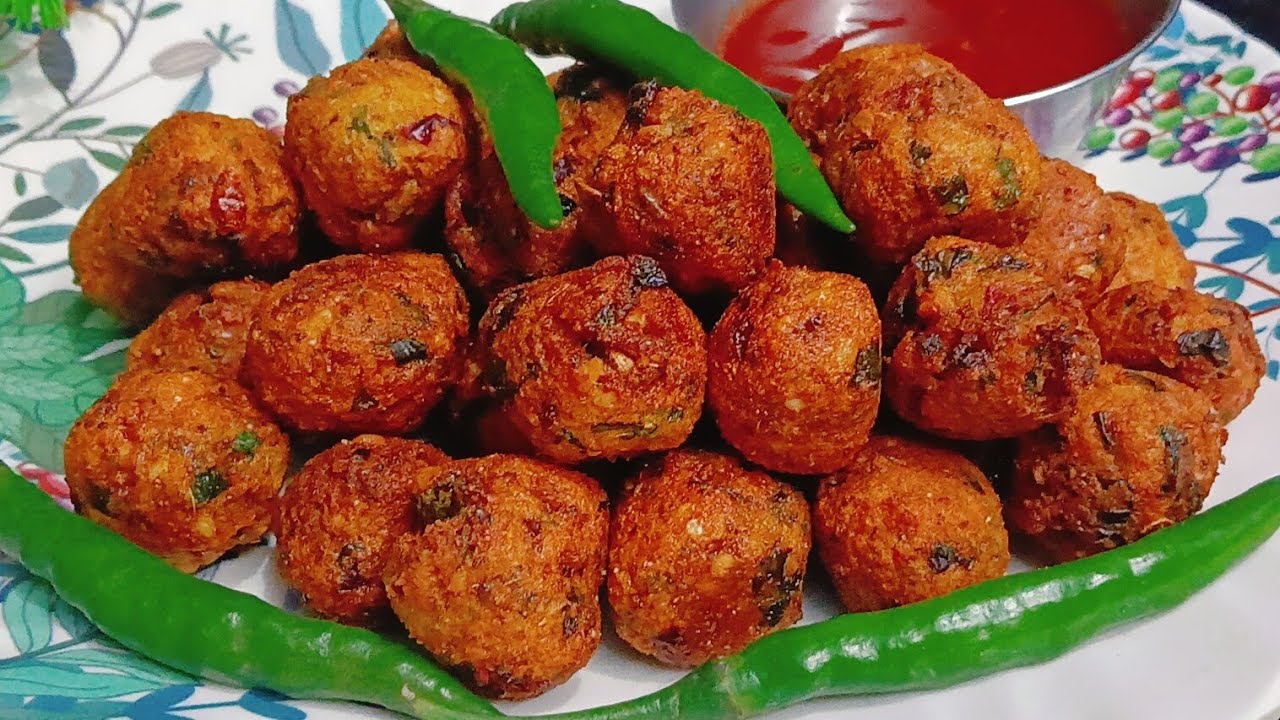 Moongdal  hare matar ke kircpy pakode|| मूंग दाल और हरे मटर के चटपटे कुरकुरे पकौड़😋|# morningrecp123