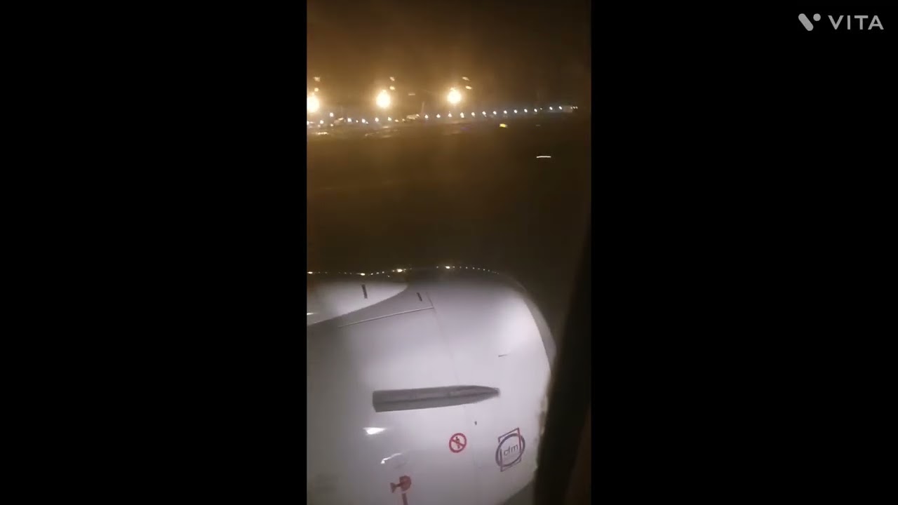 중국동방항공 상하이 푸동 공항 착륙 China Eastern Airlines landing in Shanghai Pudong Airport (B-1981, 737-800)