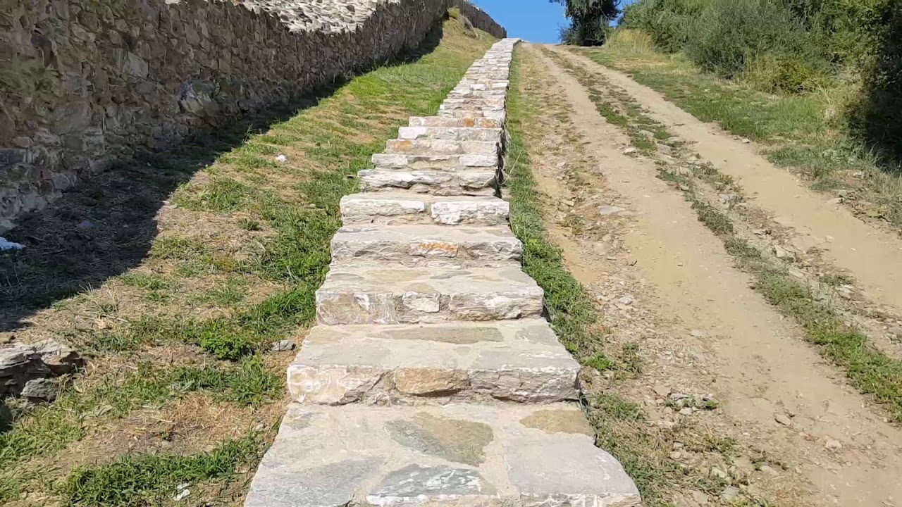 Grecja, Velika - ruiny zamku Melivoia