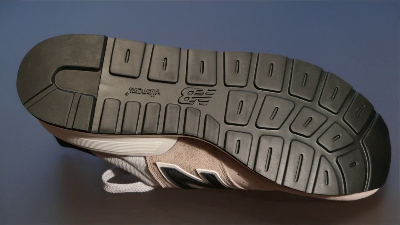 New Balance 995 Vintage.