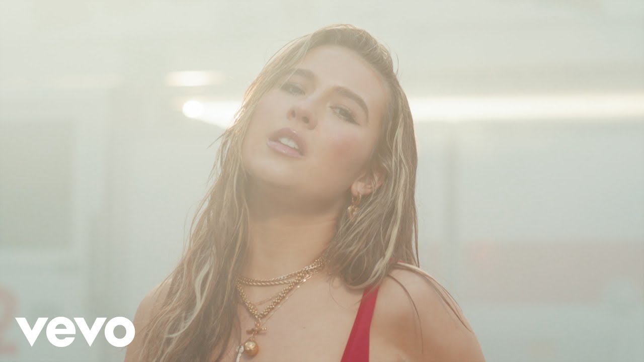 Mimi Webb - House On Fire (Official Music Video)