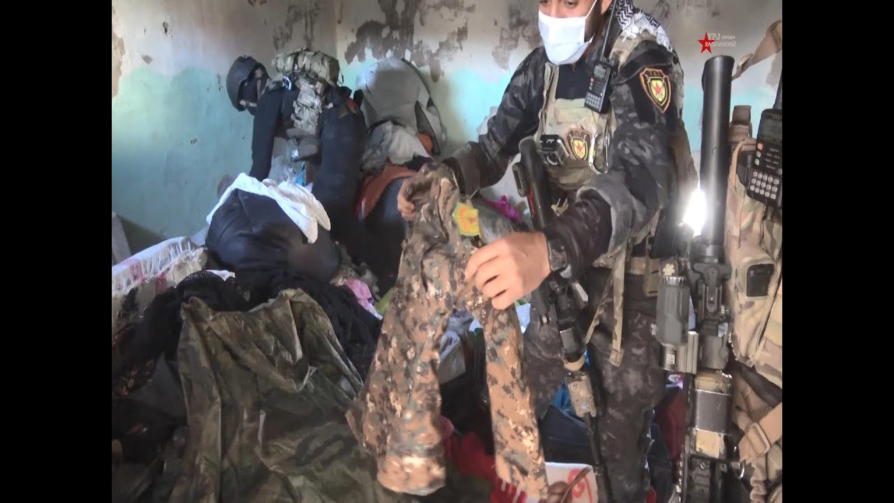 Şaneyên Veşartî  yên Çeteyên DAIŞ'ê, Cilên YPG'ê Bikartînin. #YPJ
