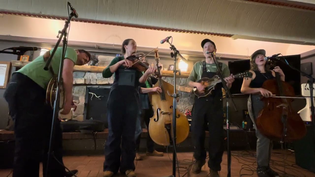 Footprints in the Snow / Billy in the Lowground - Loveland super band
