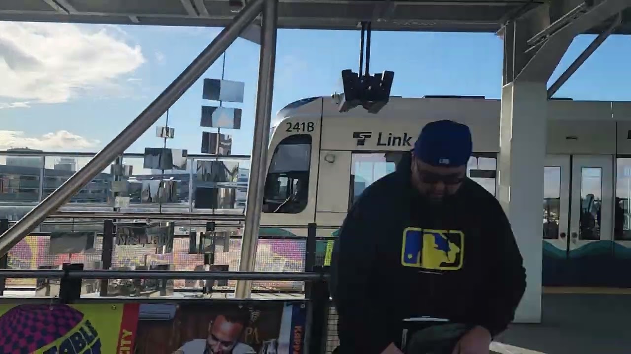 Line 1 from Angle Lake to Lynnwood City Center 