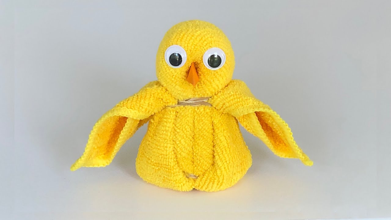 How to make a cute chicken with a towel / DIY Easter decorations 🐣