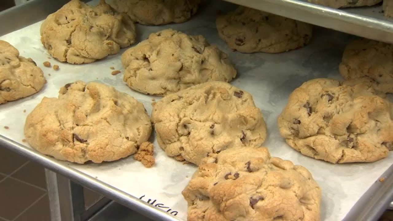 Crave Cookie preparing to open Clovis location this weekend