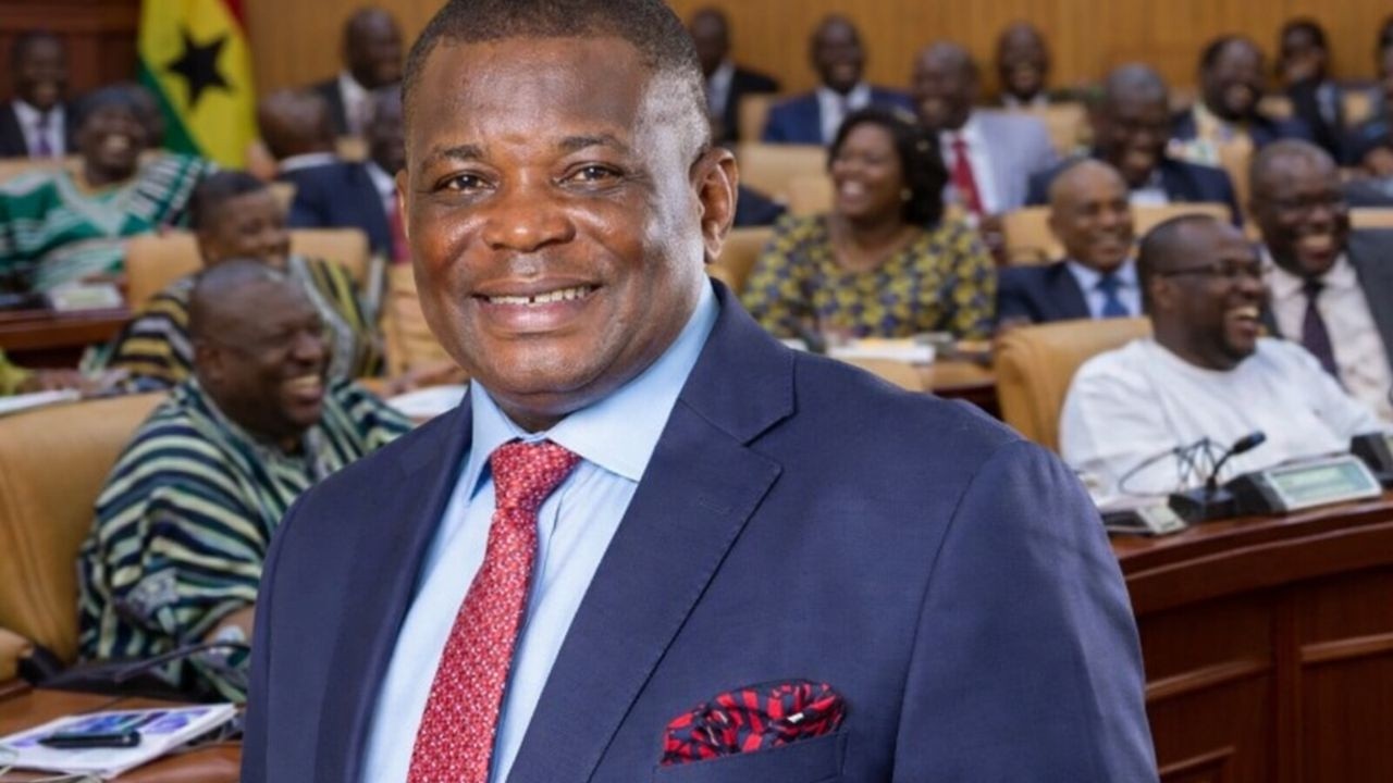 How this NDC minister completely finished NPP in Parliament yesterday 🤣🤣