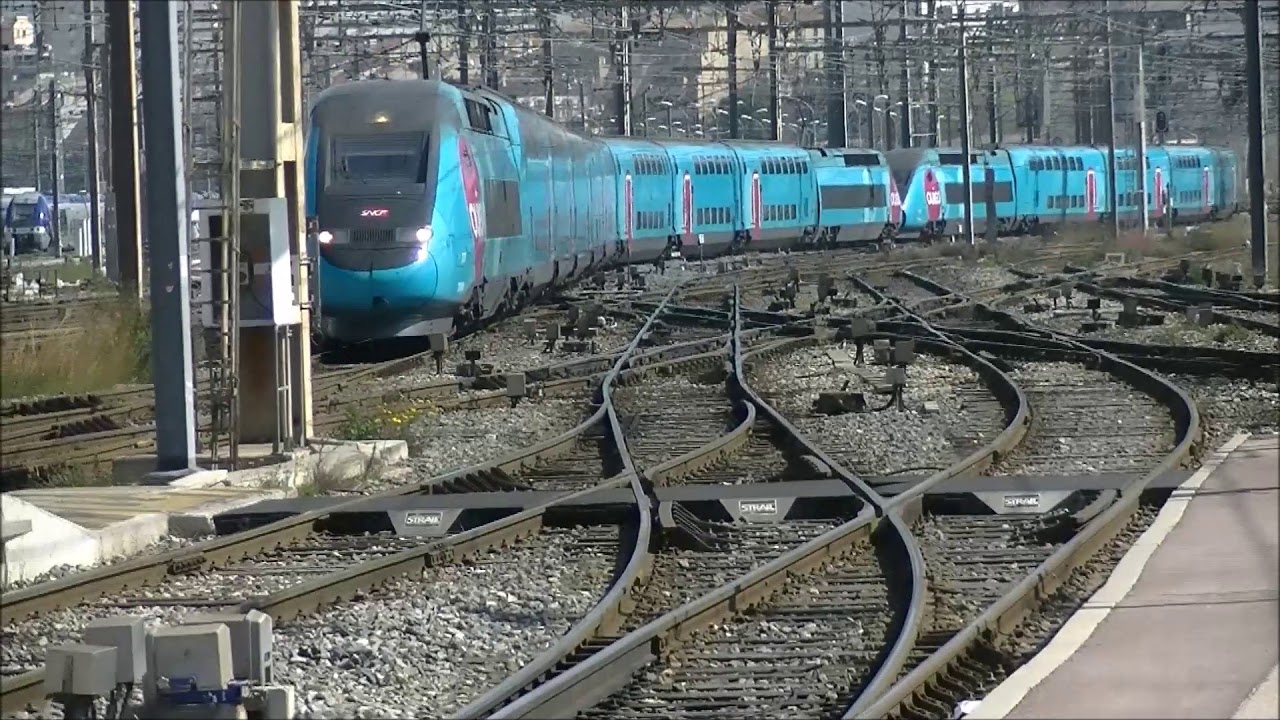 Train à Marseille St Charles le 13 Avril 2019