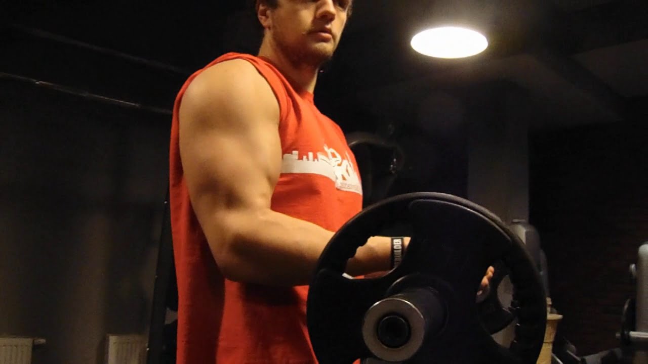 Zwiększ obwód bicepsa przez prostą zmianę chwytu!