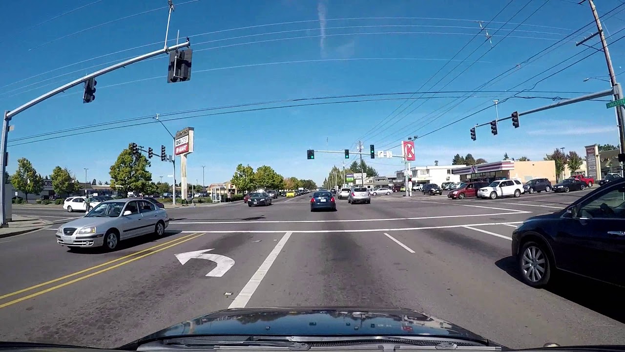 Salem, Oregon. Lancaster dr