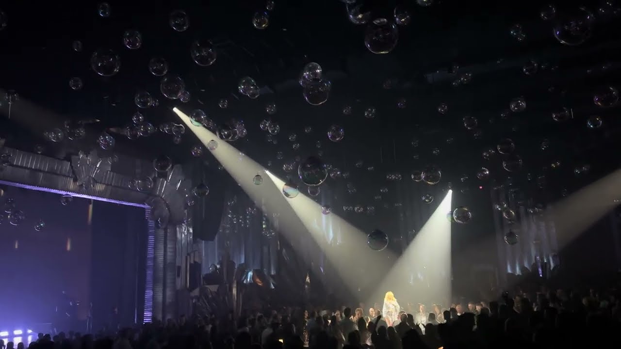 @kylieminogue : All The Lovers : Las Vegas Residency : 5/4/2024