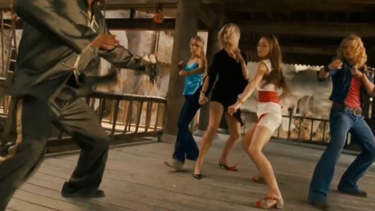 Girls Get it Done | DOA: Dead or Alive (2006)