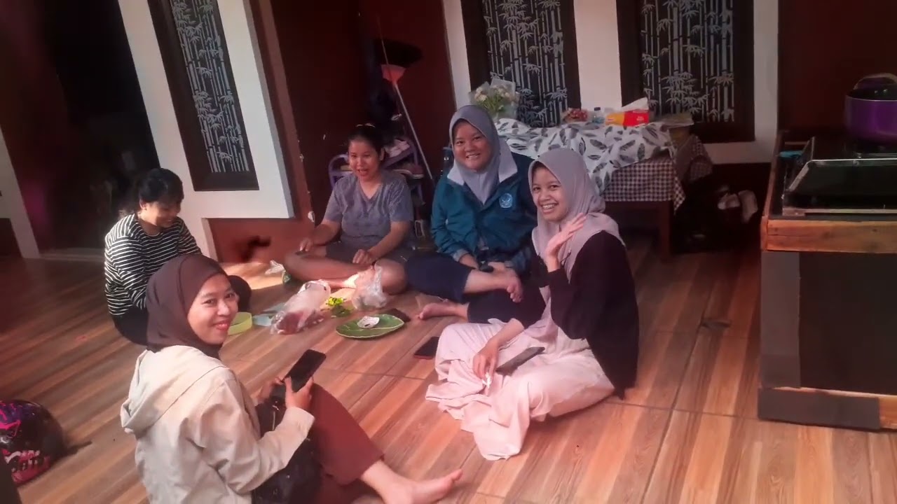 Suasana Rumah SALSABILA GHINA LESTARI Saudara Putri Kandung Gubernur Jawa Barat DEDI MULYADI
