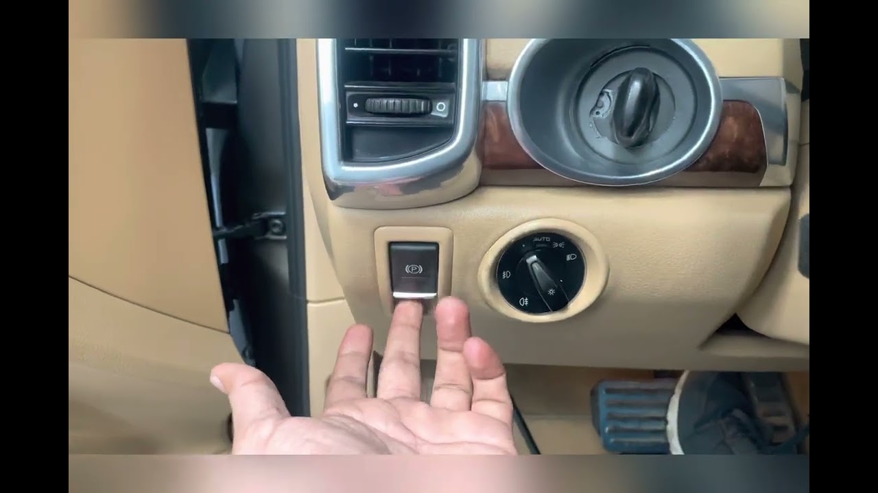 Porsche Cayenne S with parking brake calibration fault