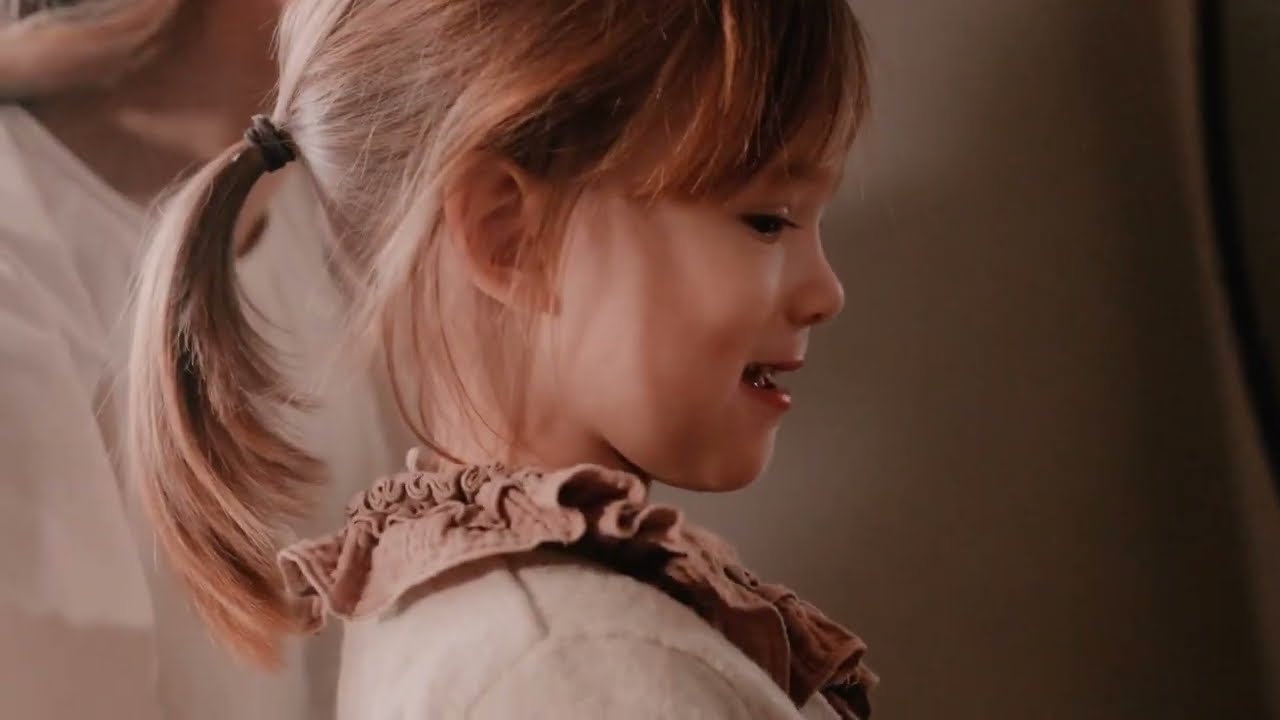 From first smiles to first snacks — Anex Ozy is by your side.