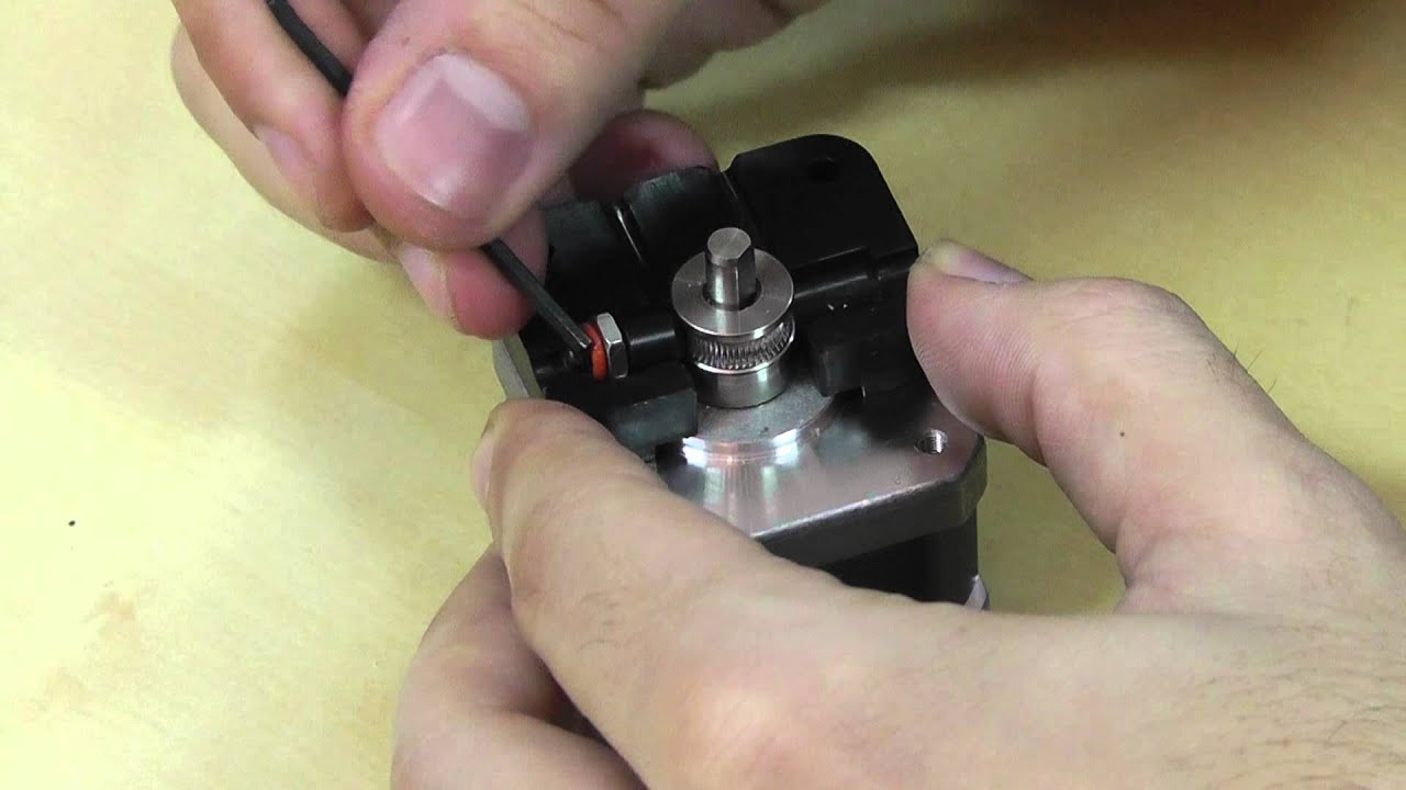 Reassembling extruder block on Replicator2
