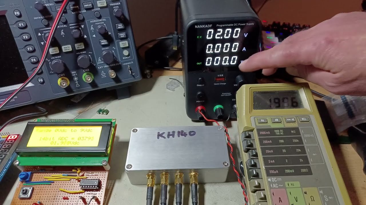 STC89C52  14bit Single Slope ADC In Aluminum Enclosure