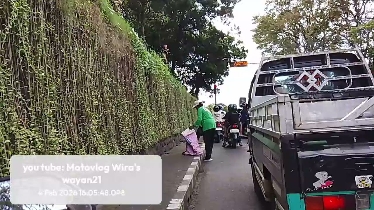 Abian Tuwung Kediri - Jalan Pahlawan kota Tabanan - Belakang kantor Bupati Tabanan y, motovlog.