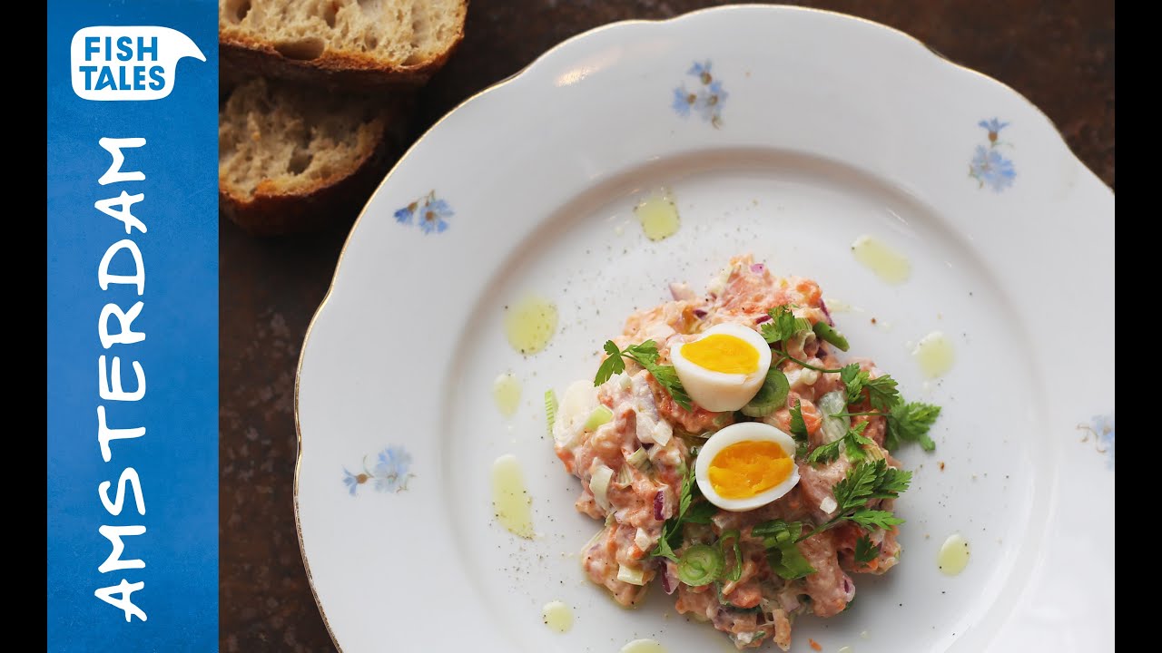SALMON tartare with kewpie | Bart van Olphen