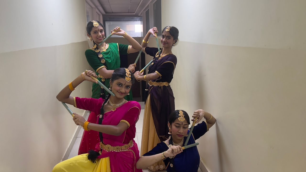 Kolata -A folk dance form of Karnataka| KNSS Vignananagar Annual program#folkdance #karnataka