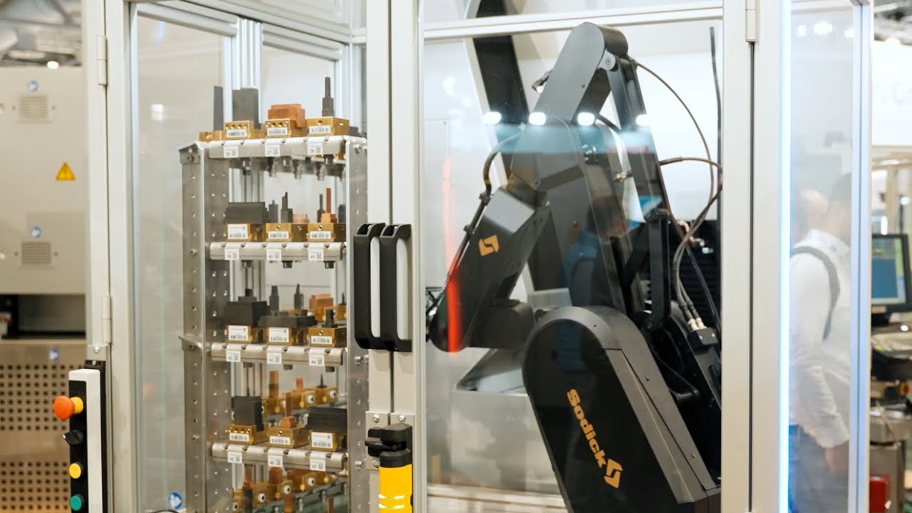 fruitcore robotics - Transforming machines into automated solutions