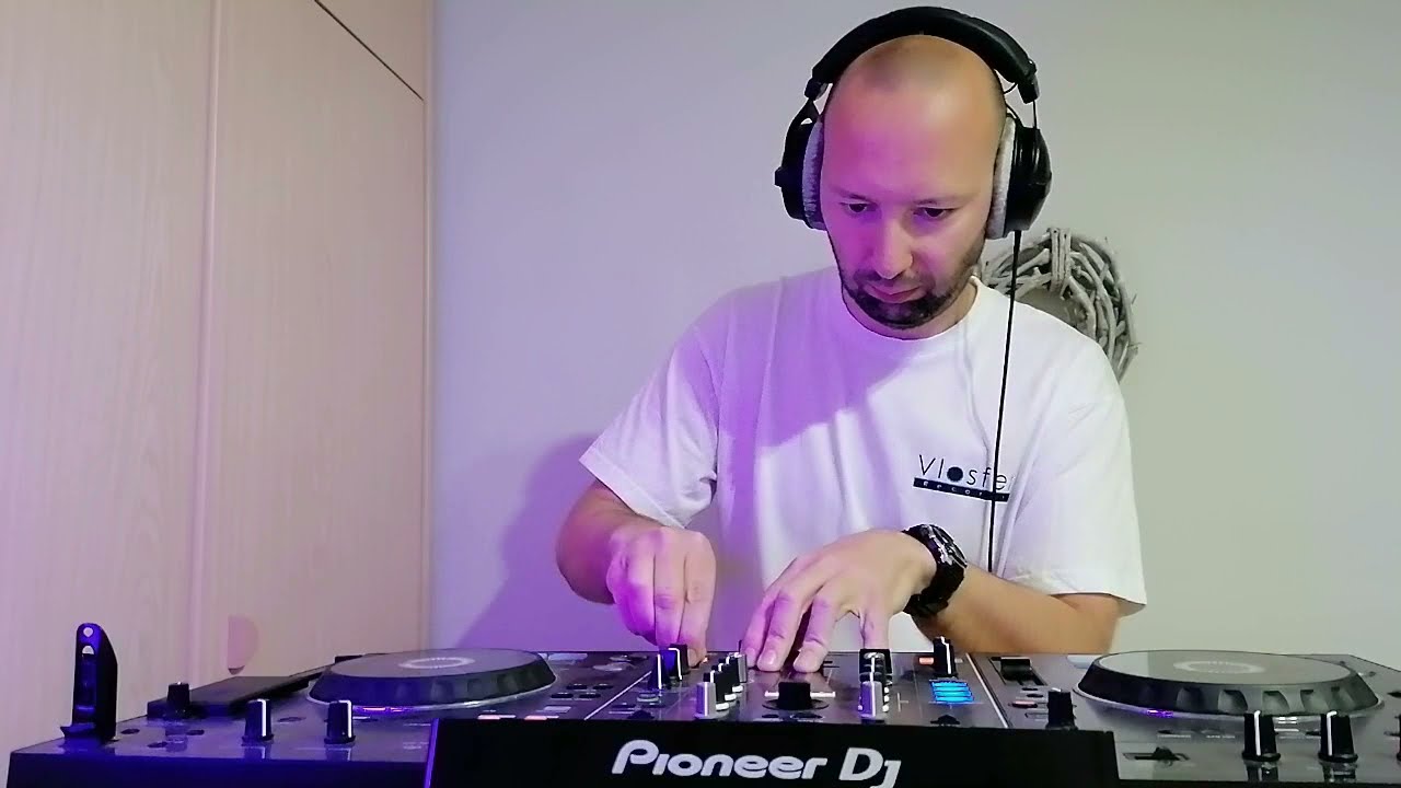 Ivan Garci - Deep house ibiza sessions.