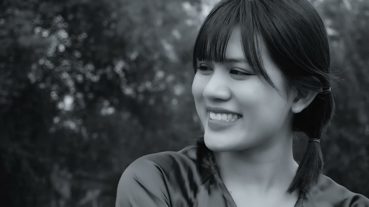 TRĂNG THỀ TRÊN BẾN SÔNG QUÊ