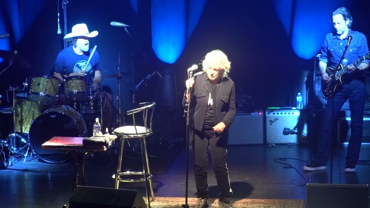 "Jesus Just Left Chicago", Lucinda Williams (ZZ Top Cover) - Paris, Mars 2024