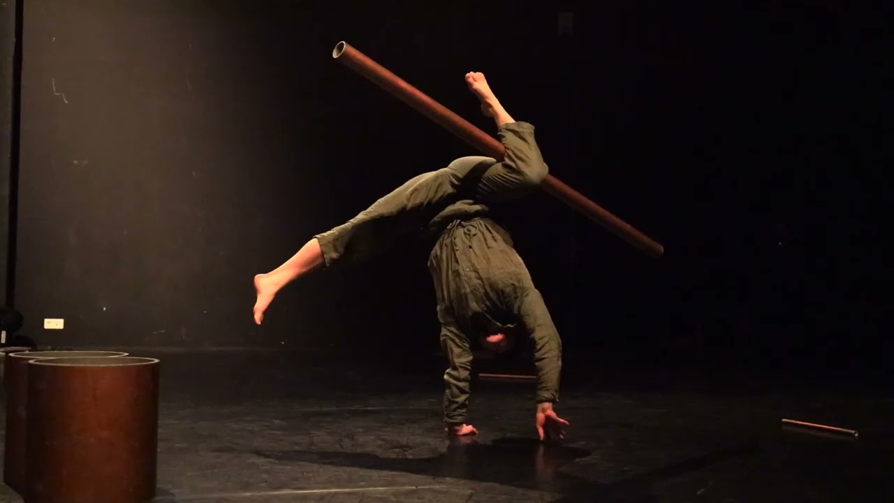 GREEN VELVET - Spettacolo di Circo Contemporaneo 