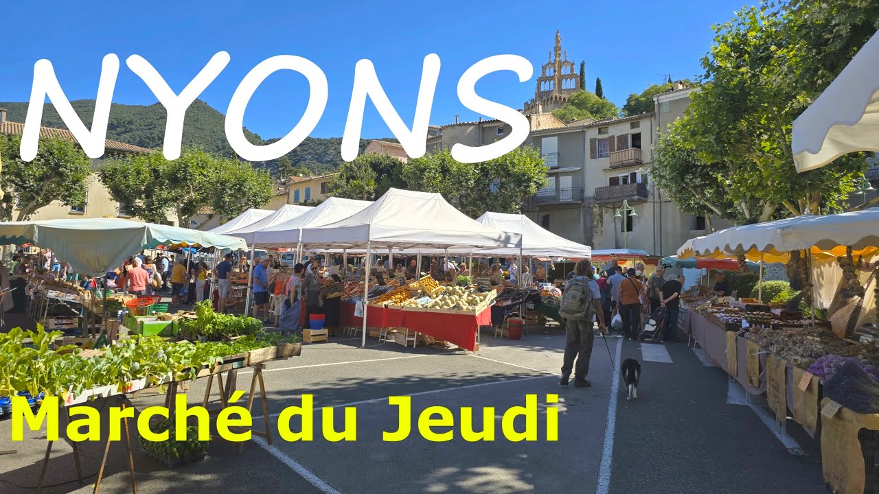 NYONS - Le marché du Jeudi.