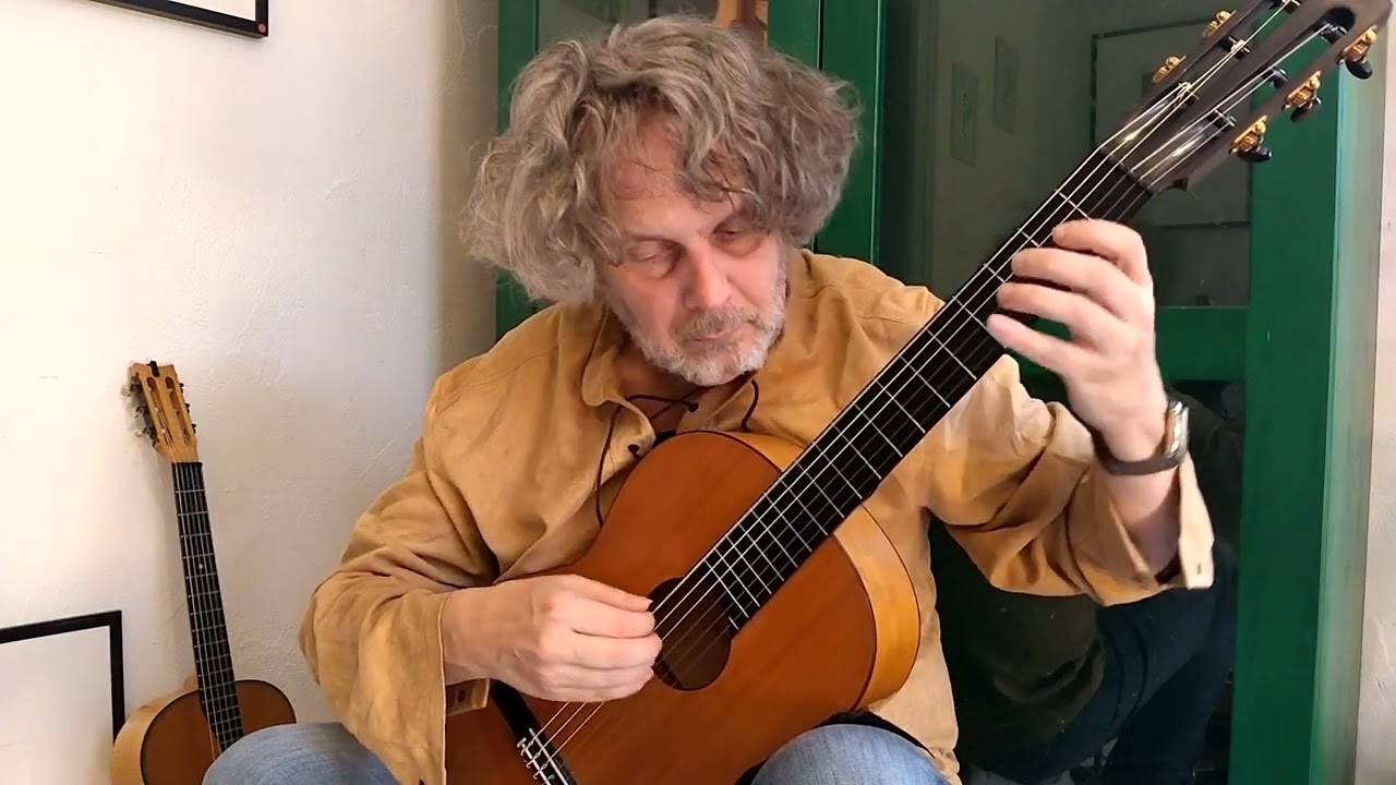 RCM Guitar Series (Third Edition) - Level 2 - What Is a Day (Rosseter)