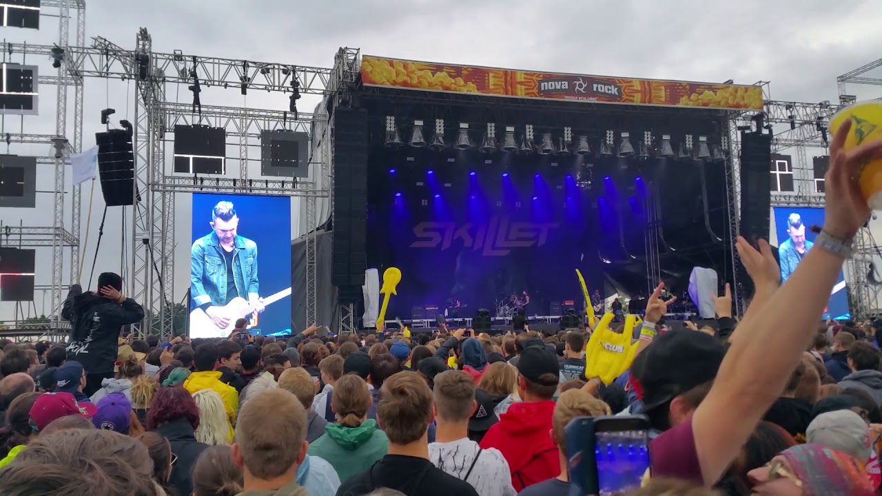 Skillet - Feel Invincible  (Nova rock 2018)