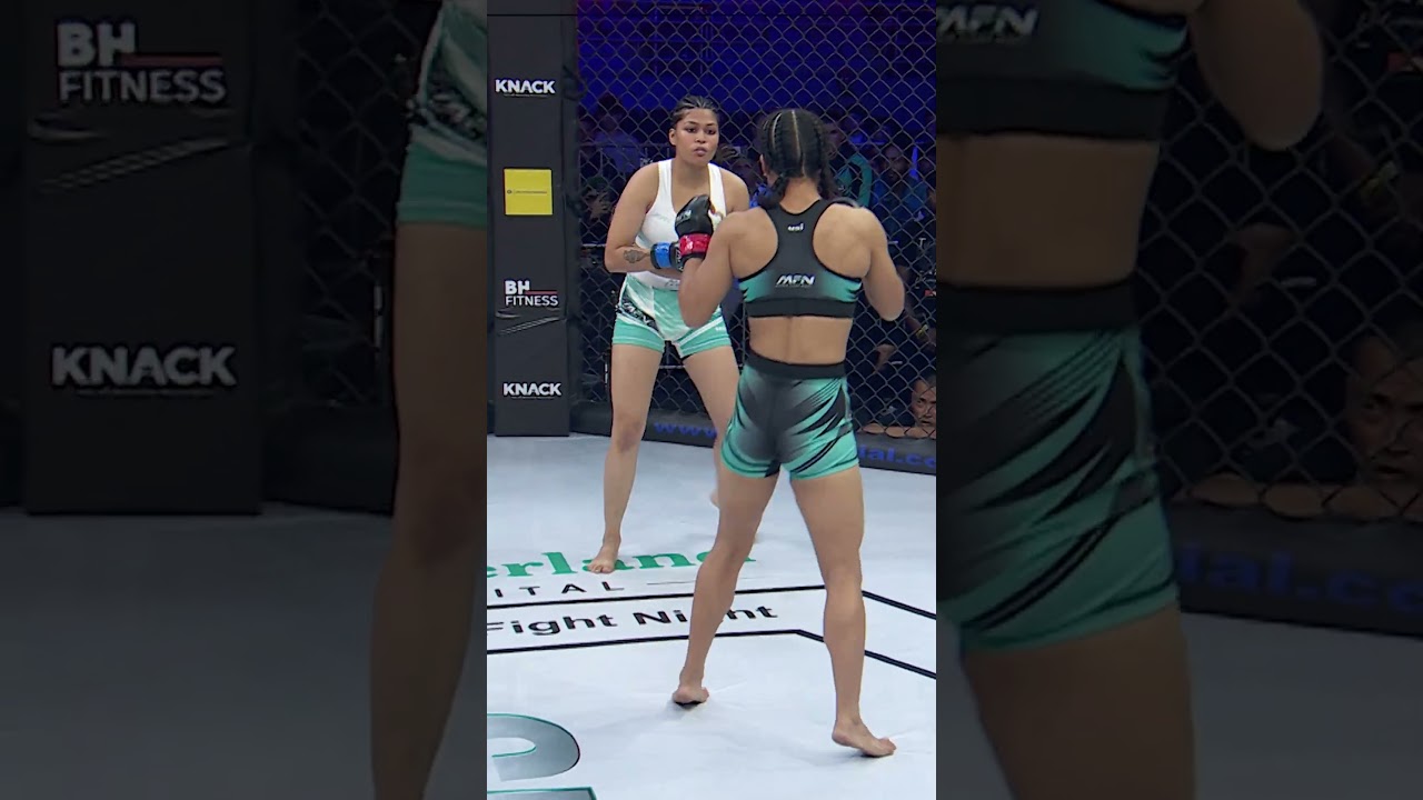 Rashmi Jain vs Sonam Zomba Starts Off 🔥 | MFN13 Women&rsquo;s War Begins!