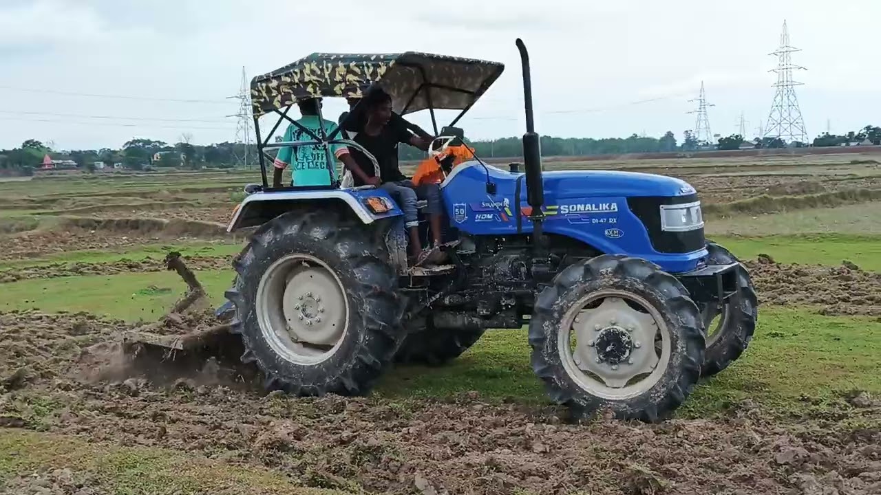 Sonalika rx 47 4wd performance in cultivator