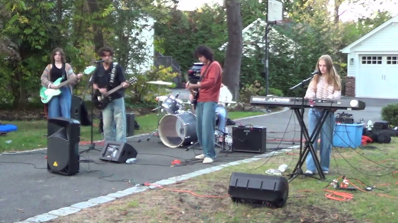 Born to Run Dizzy Lizard Chatham Block Party 10.18.2025