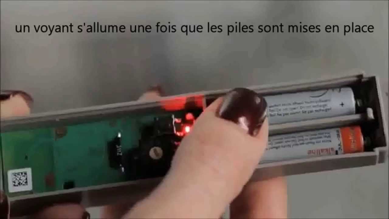 Remplacer les piles d'un capteur vent EOLIS 3D SOMFY par MONACO TWIN STORES