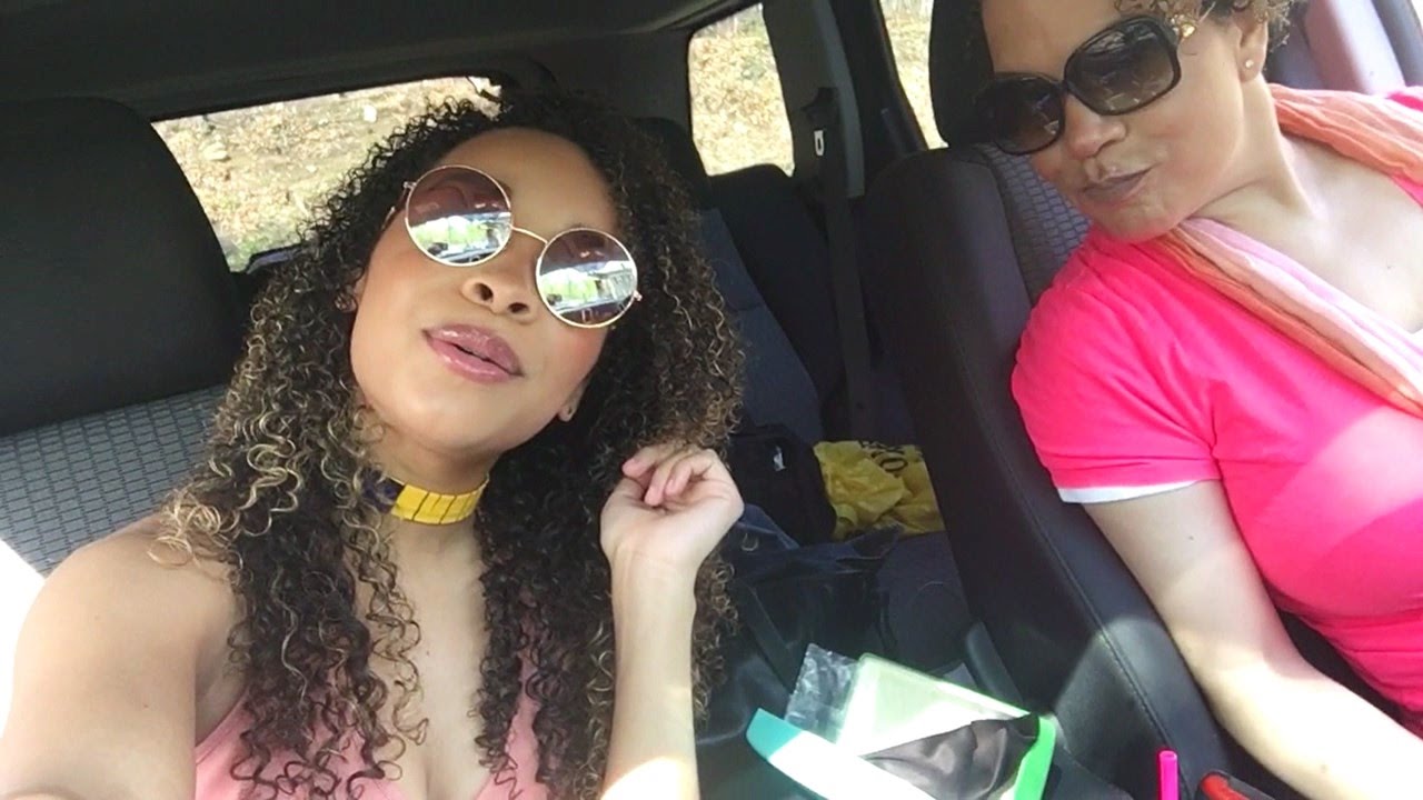 VLOG | More Hair Adventures, Weirdos At The Mall, Savaging Mexican Food!