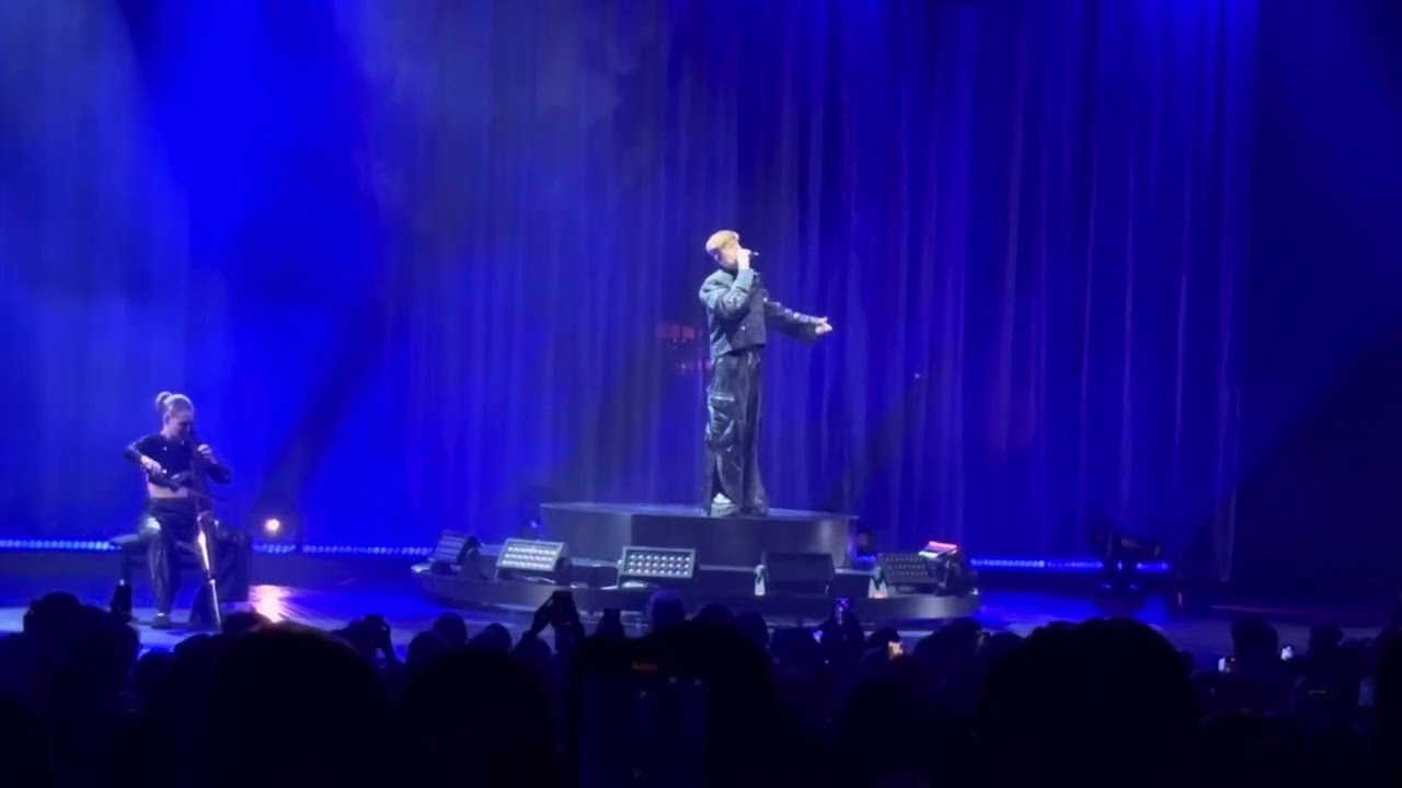 Loïc Nottet Monsieur Madame Live Paris mars 2024